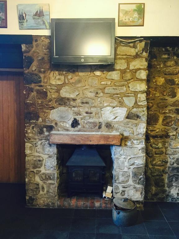 Bed and Breakfast The Nags Head Tredegar Nant-y-bwch Экстерьер фото