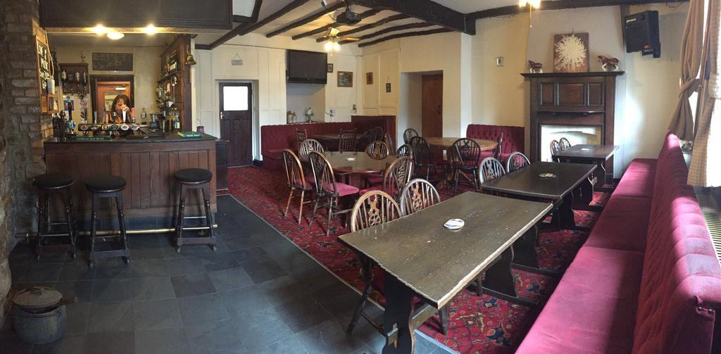 Bed and Breakfast The Nags Head Tredegar Nant-y-bwch Экстерьер фото