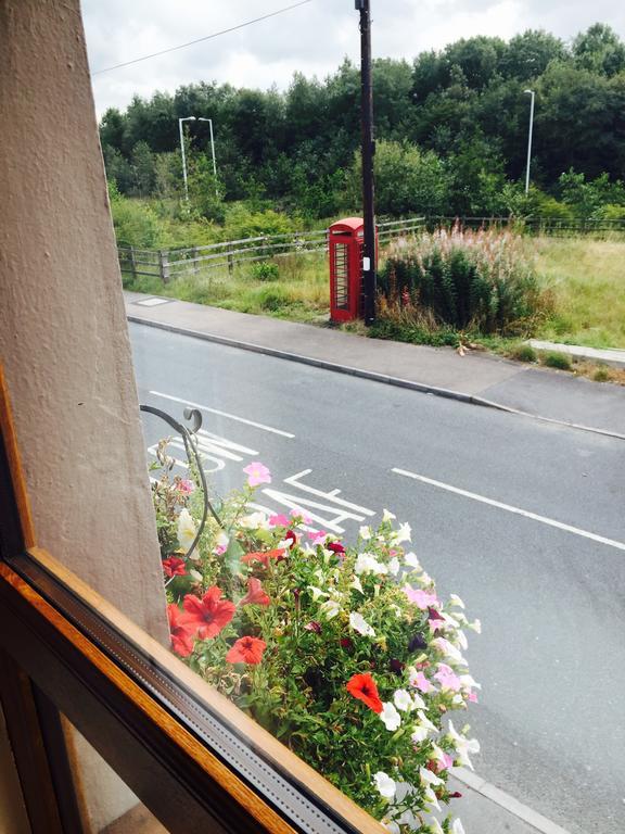 Bed and Breakfast The Nags Head Tredegar Nant-y-bwch Экстерьер фото